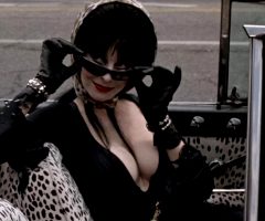 Cassandra Peterson – Elvira Mistress Of The Dark